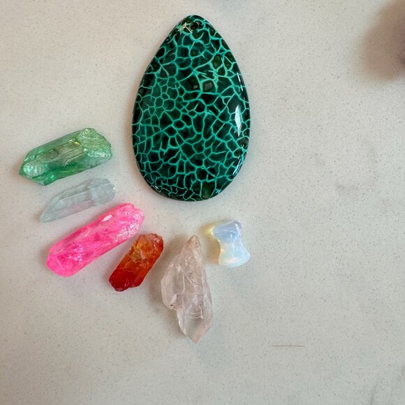 Stone Pendant Lot - Picture 5 of 11